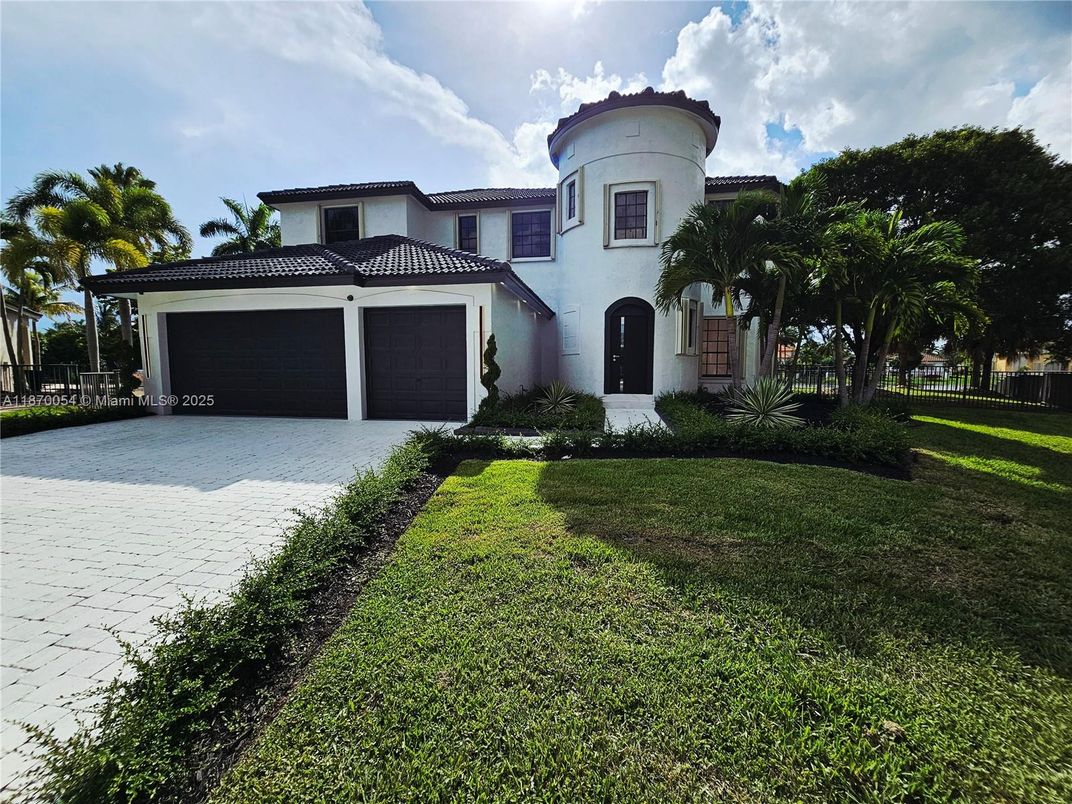 Attached, Backyard, Exterior, Facade, Mediterranean
