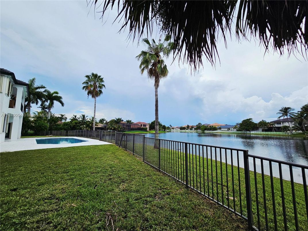 Backyard, Exterior, Pool, Water