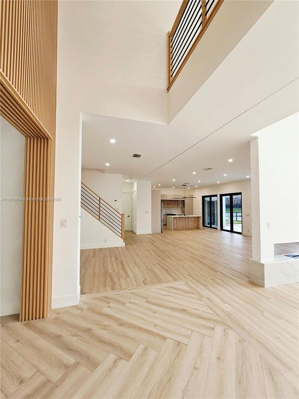Empty room, Interior, Recessed Lighting, Wood Texture Flooring