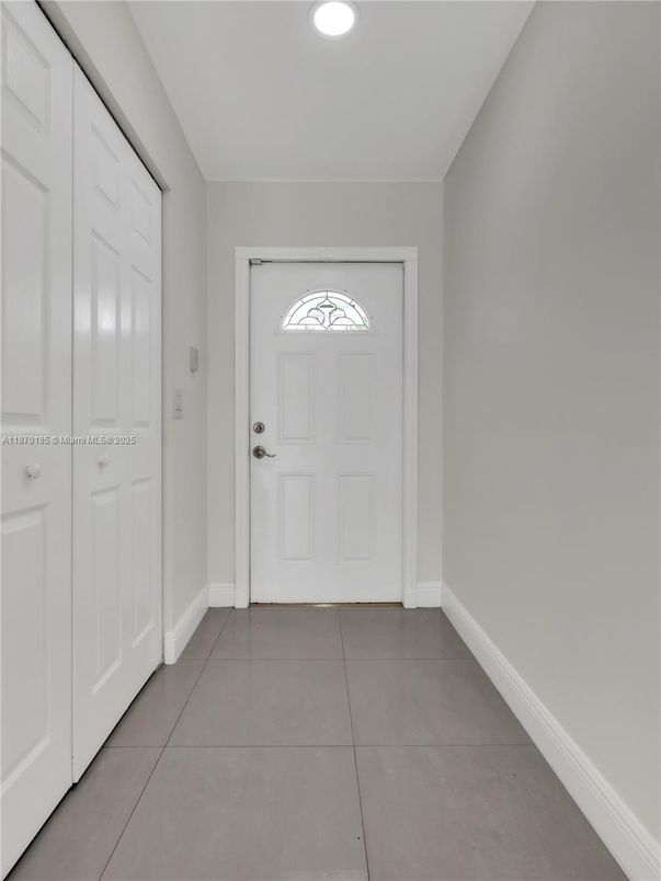 Interior, Recessed Lighting