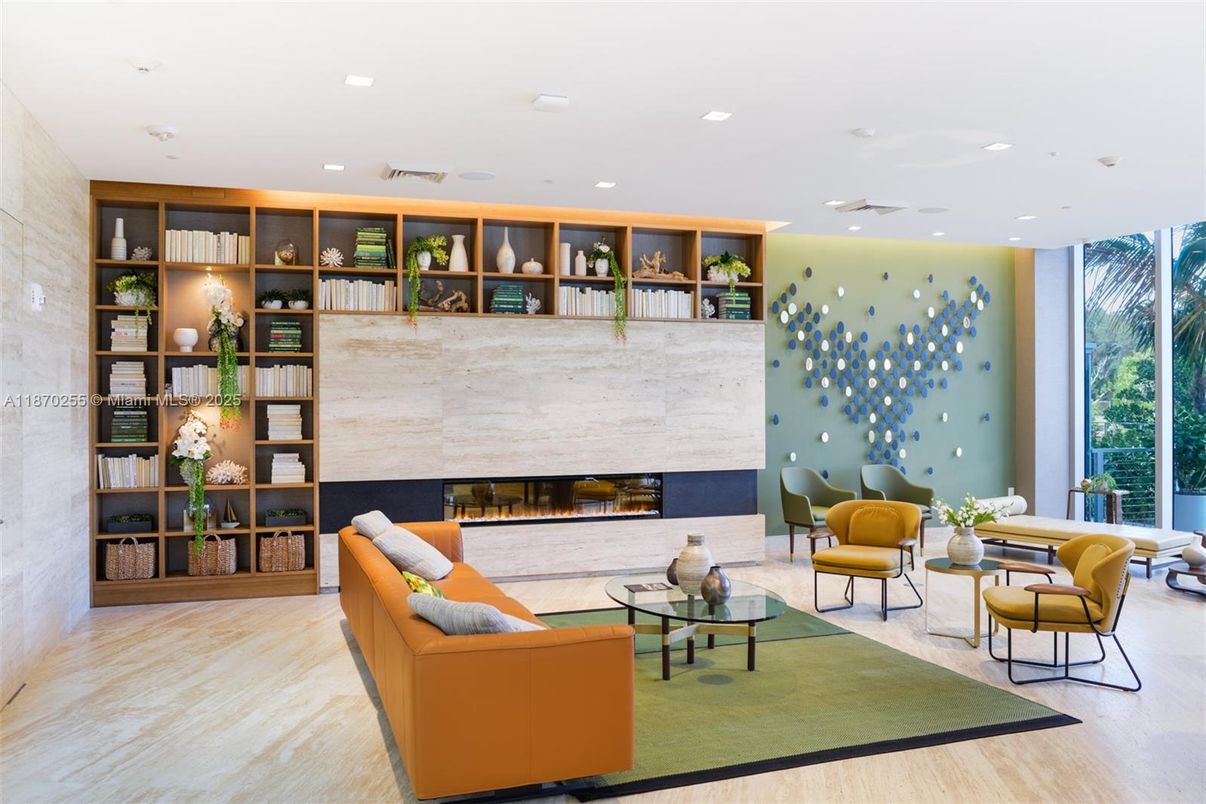 Fireplace, Interior, Living room, Pendant Lights, Recessed Lighting, Wood Texture Flooring