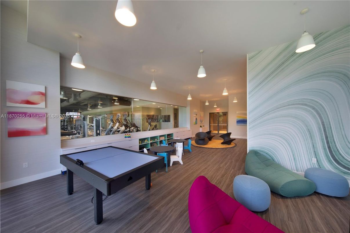 Game Room, Interior, Pendant Lights