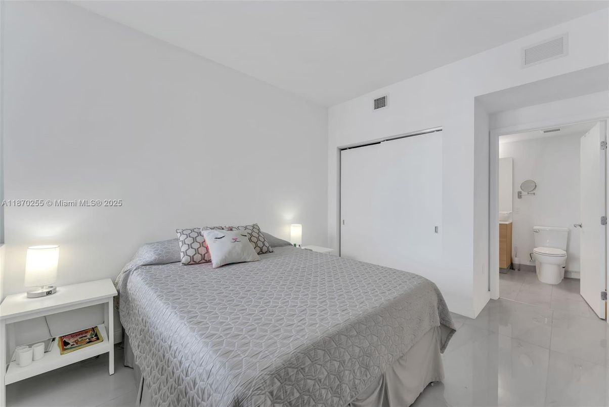 Bathroom, Bedroom, Interior