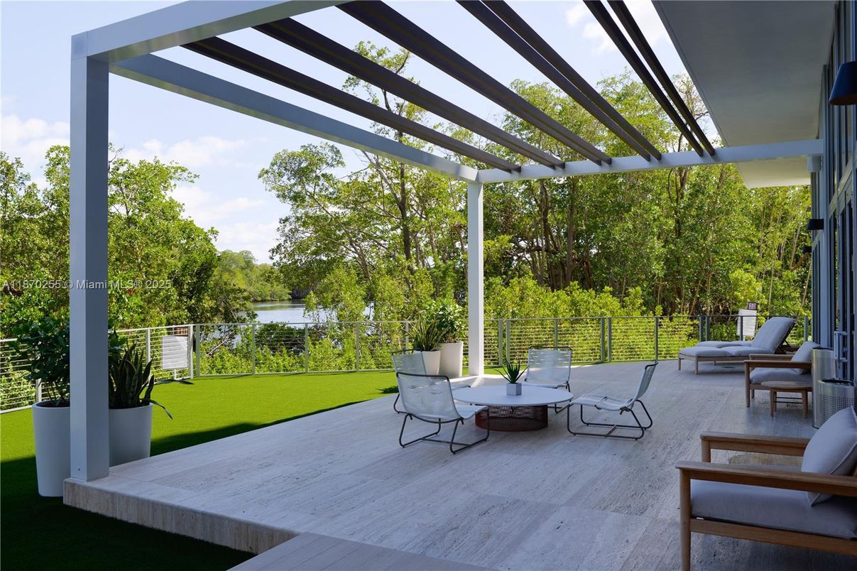 Backyard, Exterior, Water