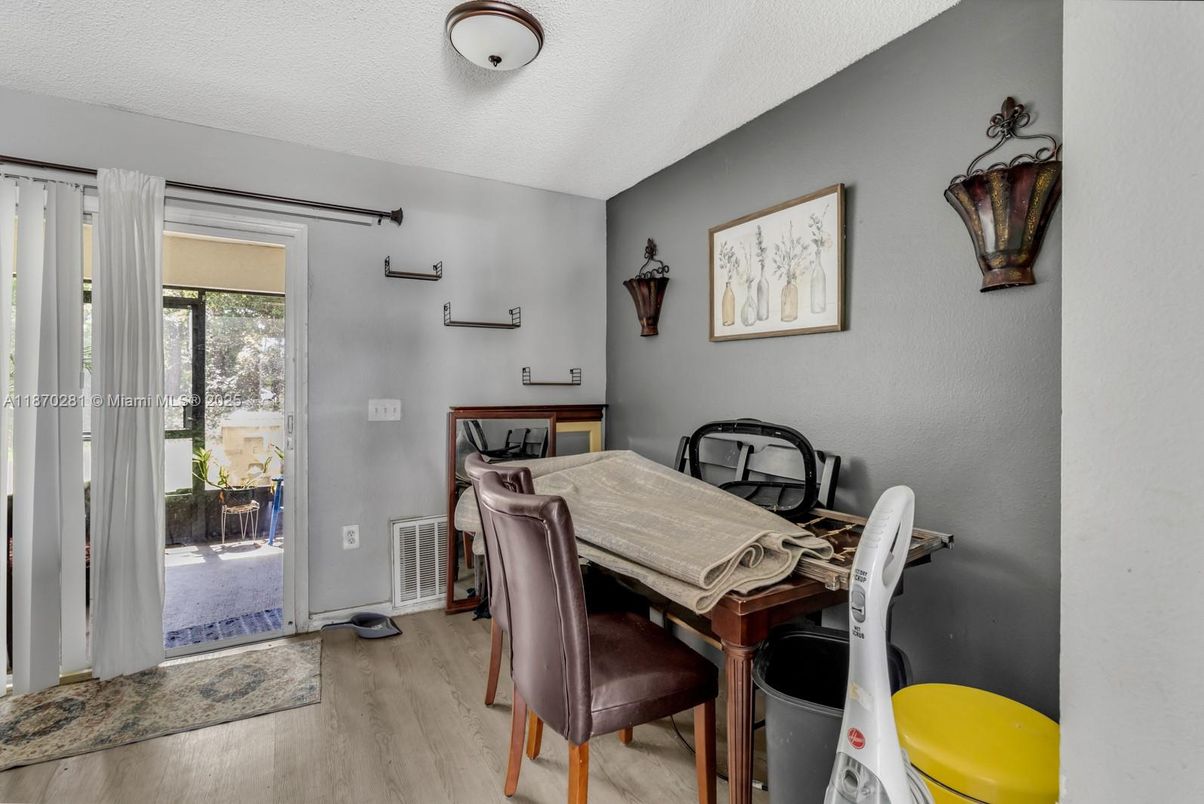 Dining room, Interior, Wood Texture Flooring