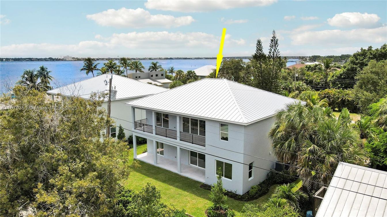 Exterior, Water
