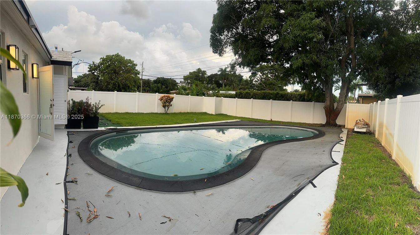 Backyard, Exterior, Pool