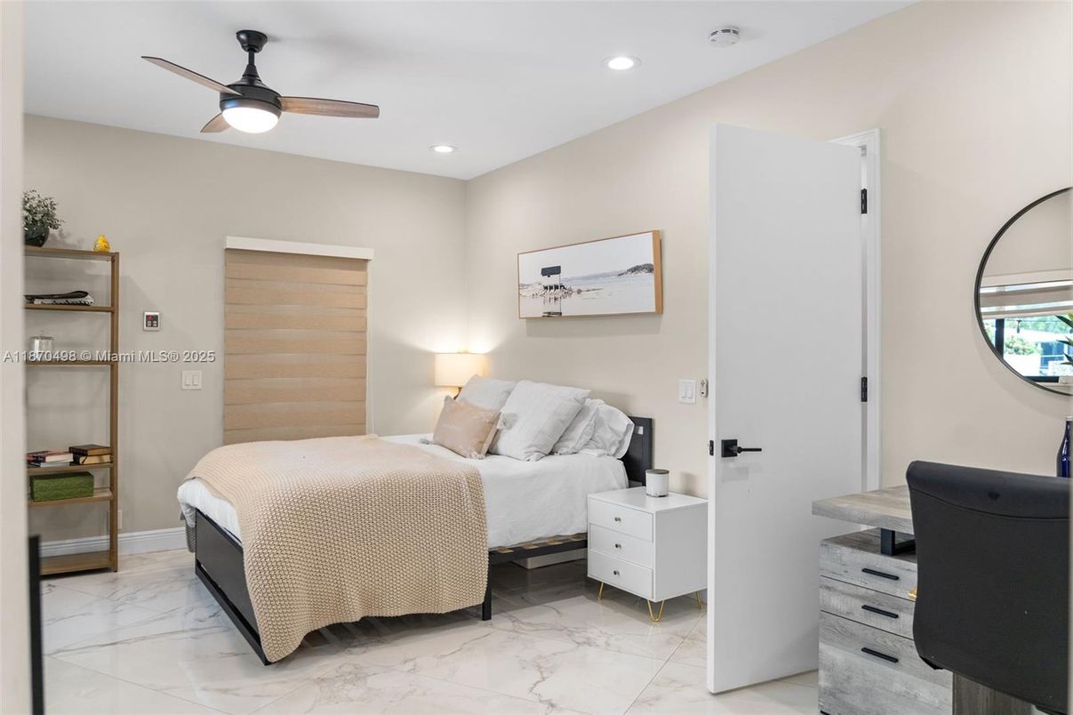 Bedroom, Interior, Marble, Recessed Lighting