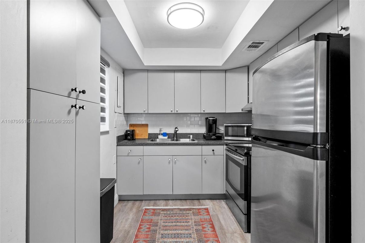 Interior, Kitchen, Stainless Steel Appliances, Wood Texture Flooring