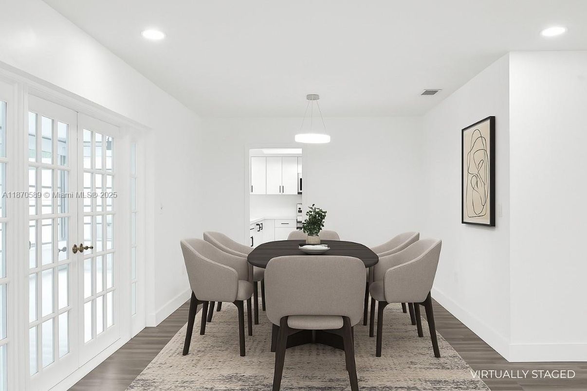 Dining room, Interior, Pendant Lights, Recessed Lighting, Wood Texture Flooring