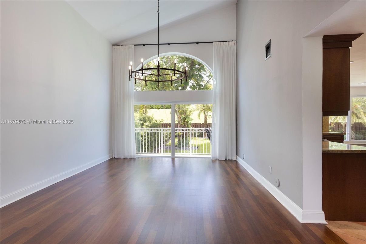 Empty room, Interior, Pendant Lights, Wood Texture Flooring