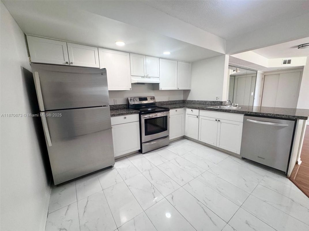 Interior, Kitchen, Marble, Recessed Lighting, Stainless Steel Appliances