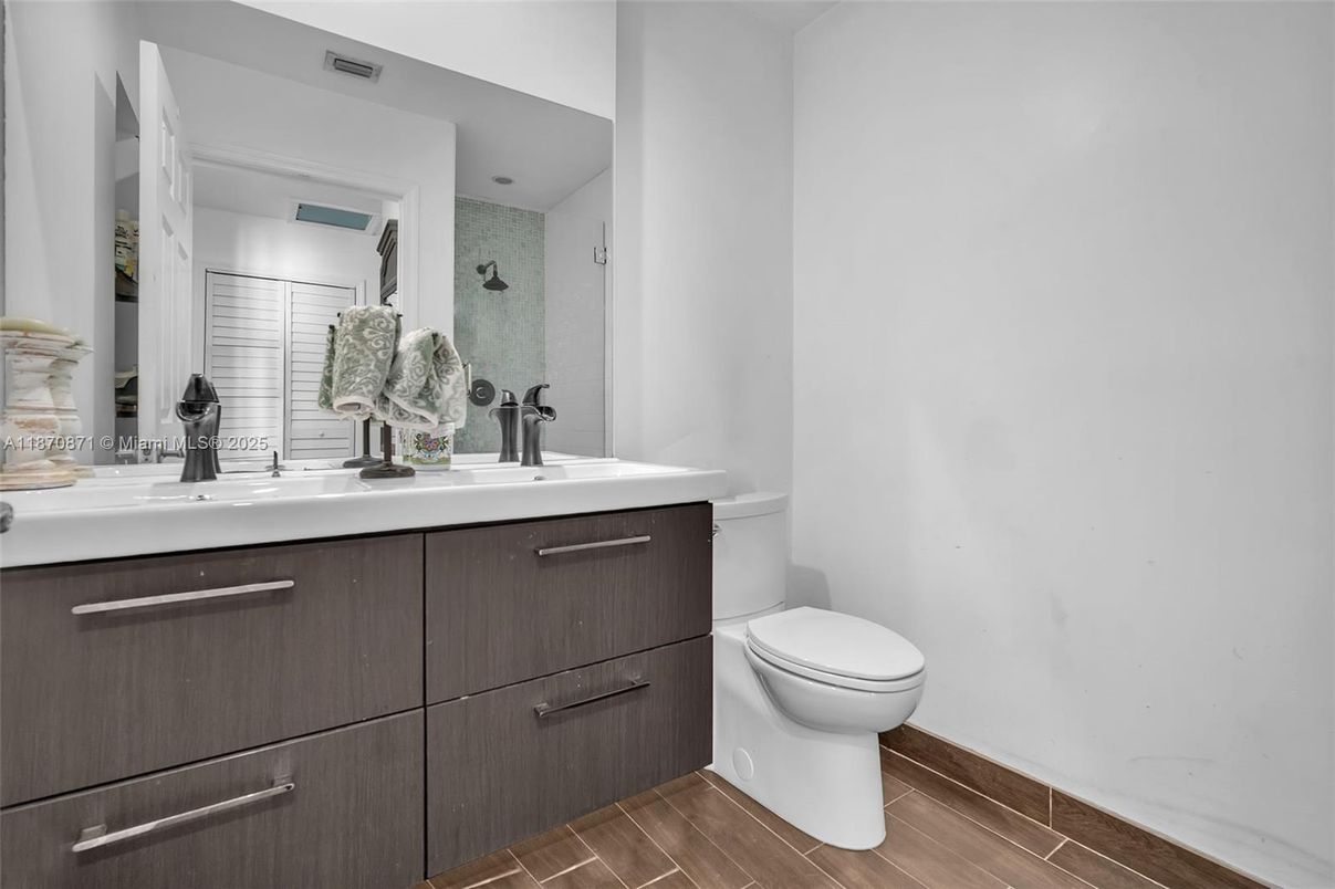 Bathroom, Interior, Wood Texture Flooring