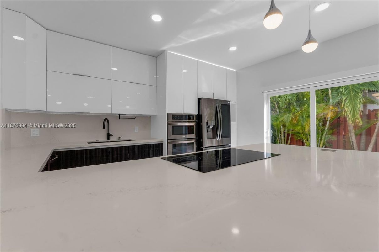 Interior, Kitchen, Pendant Lights, Recessed Lighting, Stainless Steel Appliances