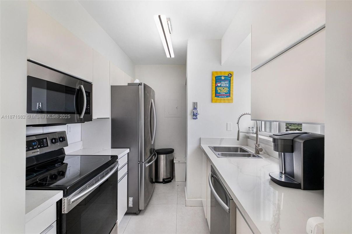 Interior, Kitchen, Stainless Steel Appliances