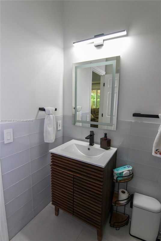 Bathroom, Interior