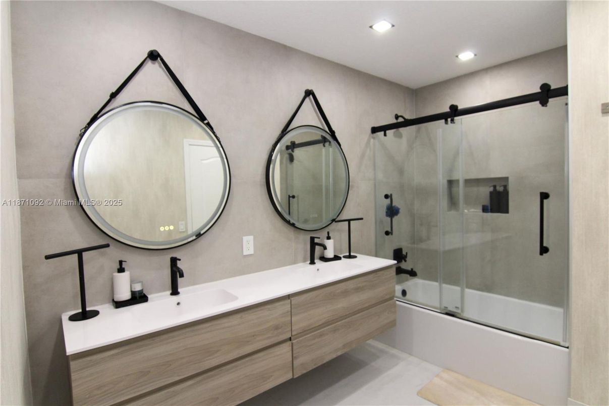 Bathroom, Dual Sink Vanities, Glass Shower, Interior, Recessed Lighting