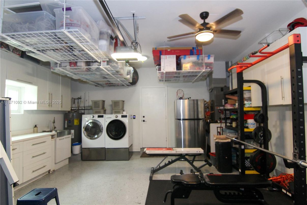 Interior, Washer