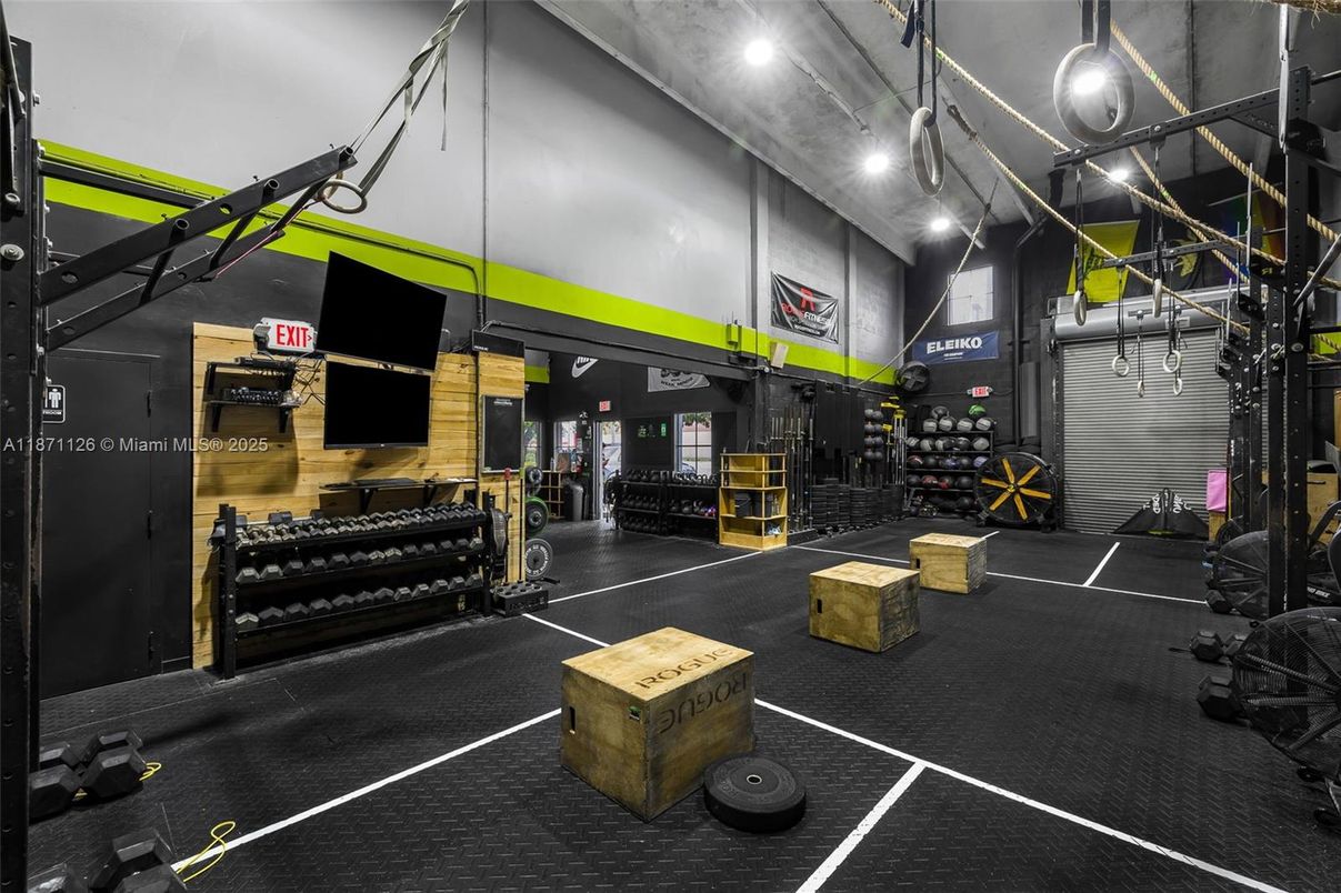 Fitness Equipment, Interior