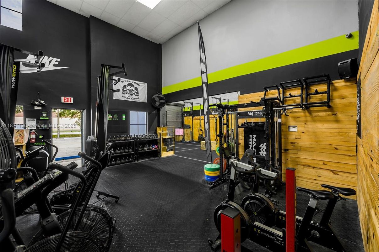 Fitness Equipment, Interior, Wooden Walls