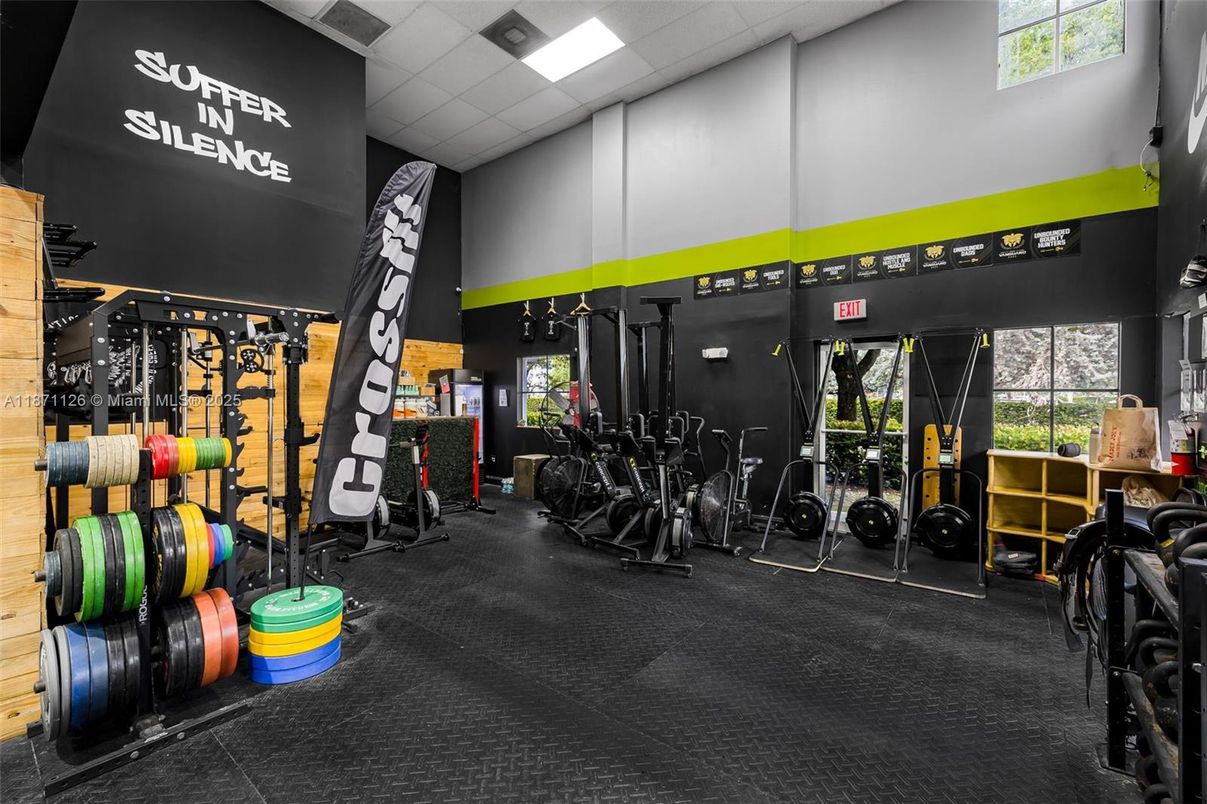 Fitness Equipment, Interior, Recessed Lighting