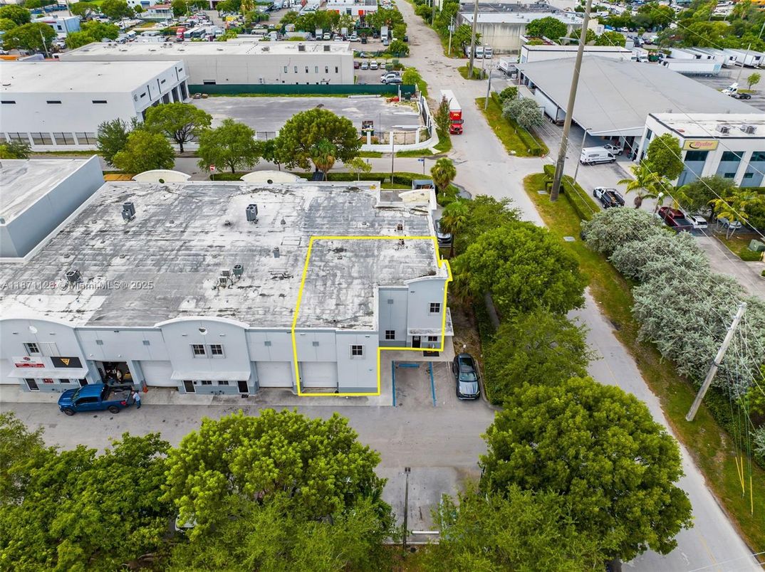 Exterior, Drone