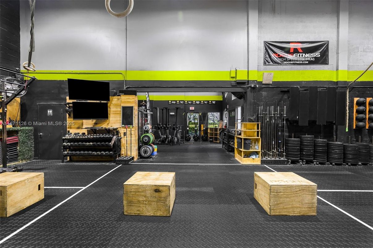 Fitness Equipment, Interior