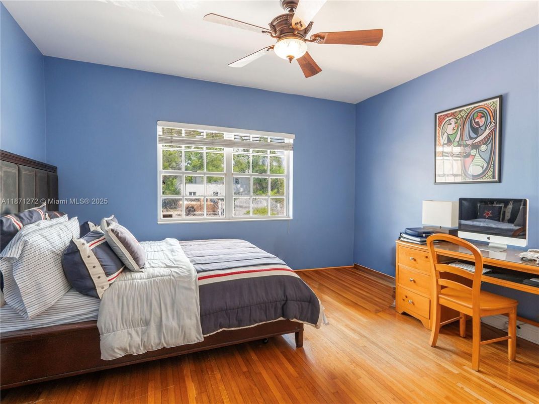 Bedroom, Home Office, Interior, Wood Texture Flooring