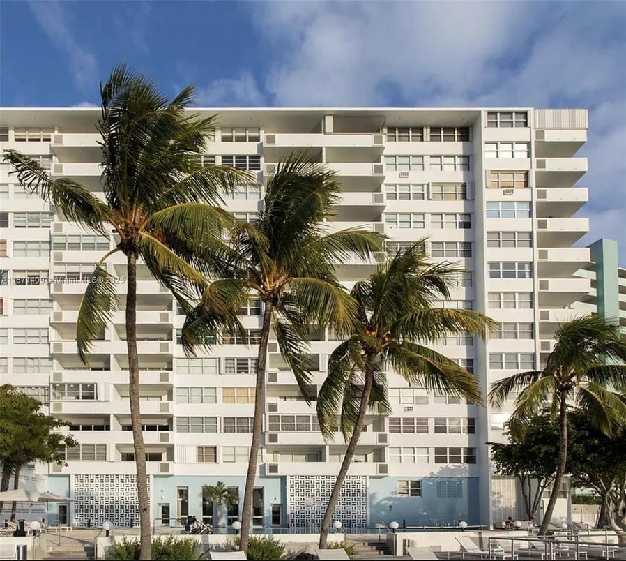 Exterior, Facade, Condo Building