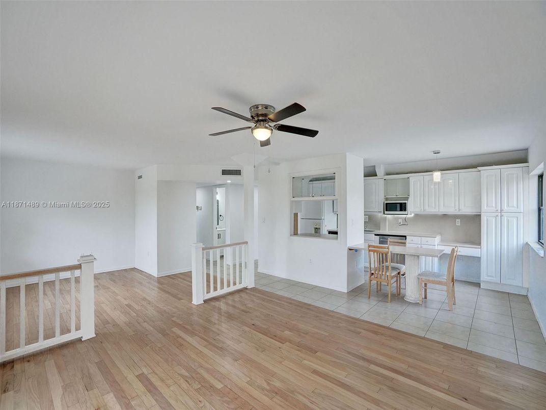 Dining room, Interior, Kitchen, Pendant Lights, Wood Texture Flooring