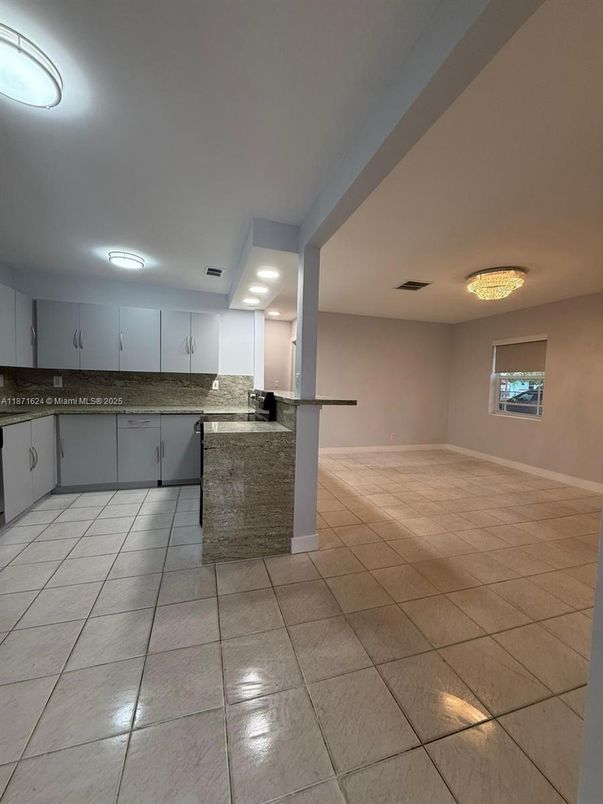 Interior, Kitchen, Recessed Lighting