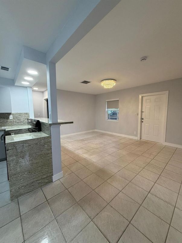 Empty room, Interior, Kitchen, Recessed Lighting