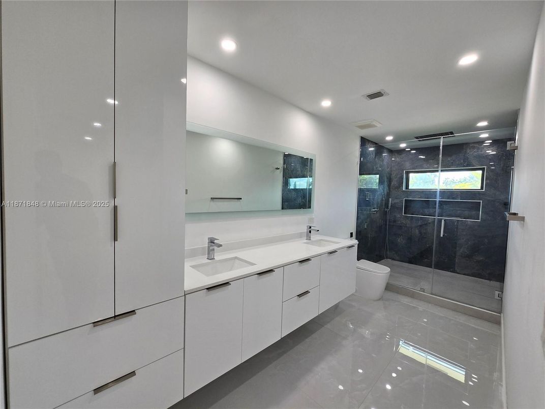 Bathroom, Dual Sink Vanities, Glass Shower, Interior, Recessed Lighting