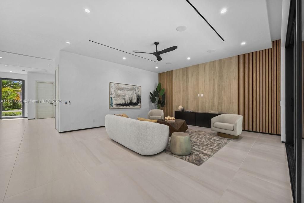 Interior, Recessed Lighting