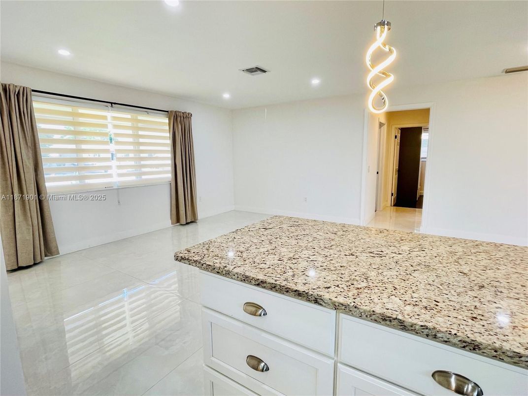 Interior, Pendant Lights, Recessed Lighting