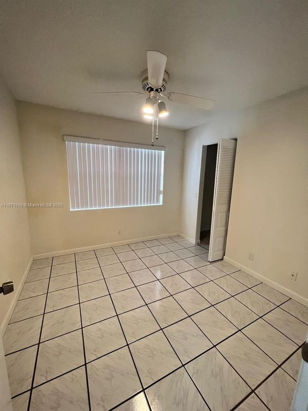 Empty room, Interior, Marble