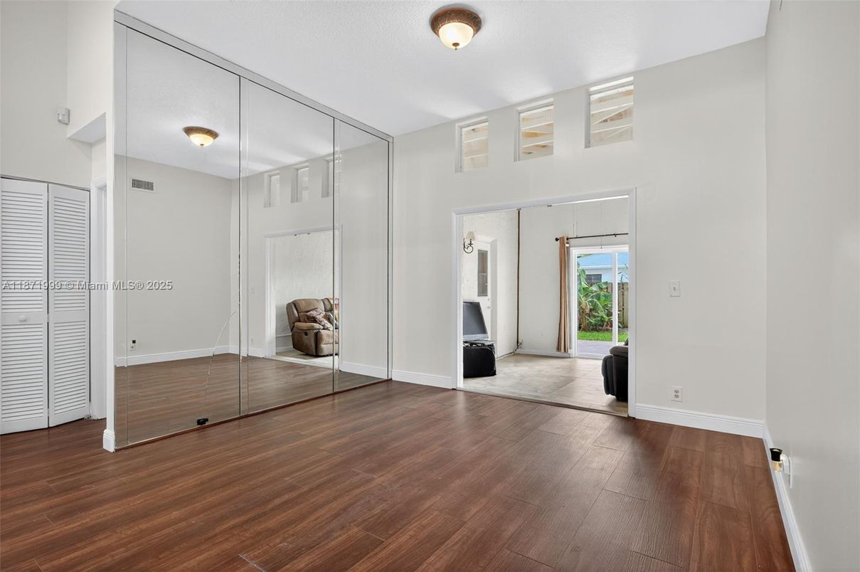Empty room, Interior, Wood Texture Flooring