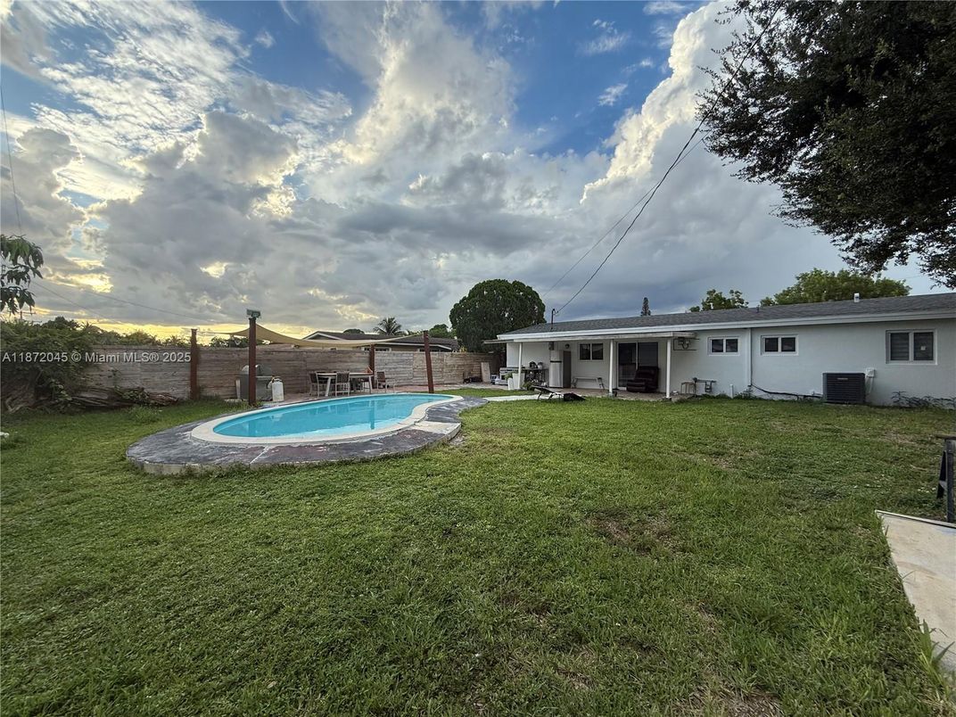 Backyard, Exterior, Pool