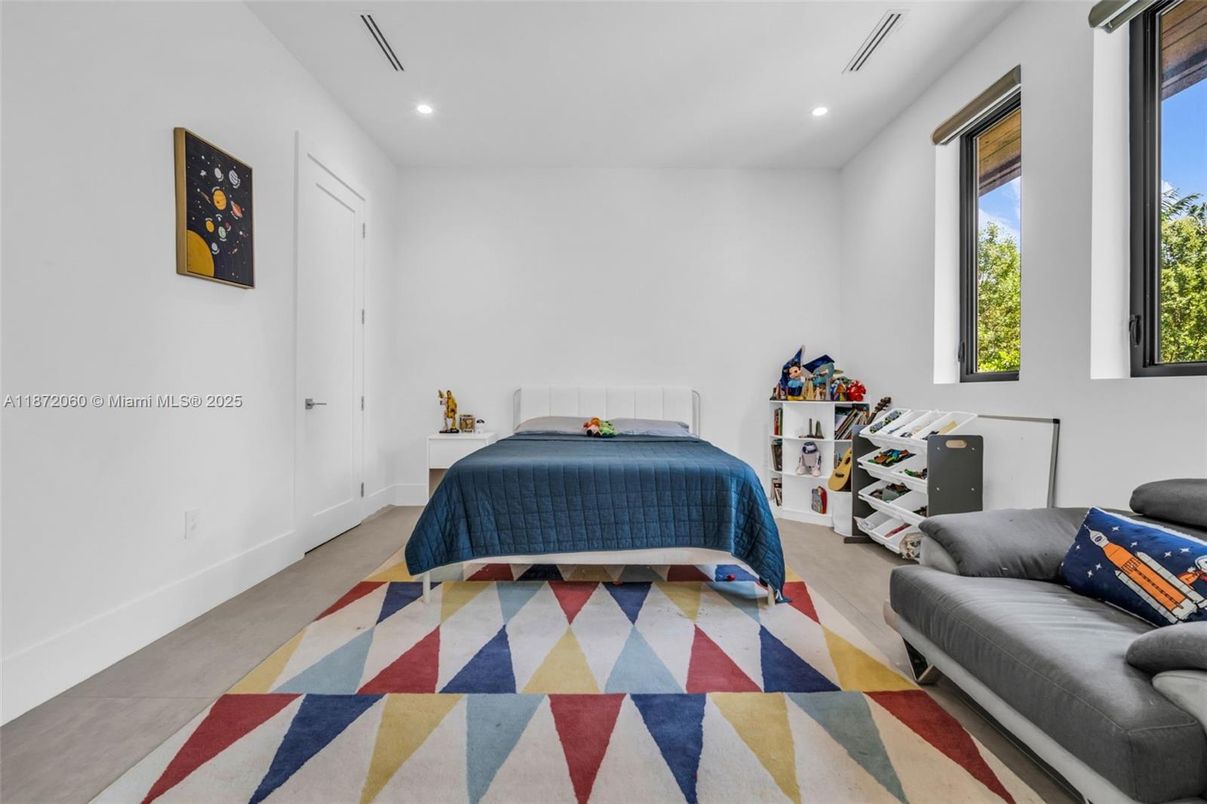 Bedroom, Interior, Recessed Lighting