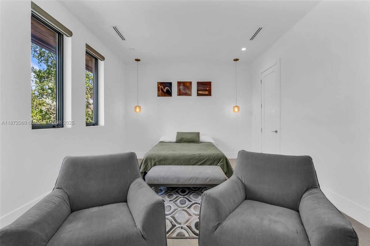 Bedroom, Interior, Pendant Lights, Recessed Lighting