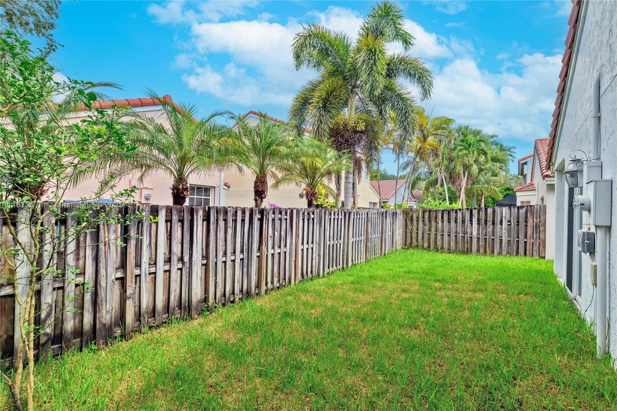 Backyard, Exterior