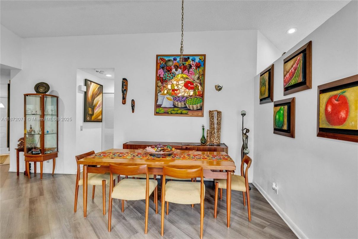 Dining room, Interior, Pendant Lights, Recessed Lighting, Wood Texture Flooring
