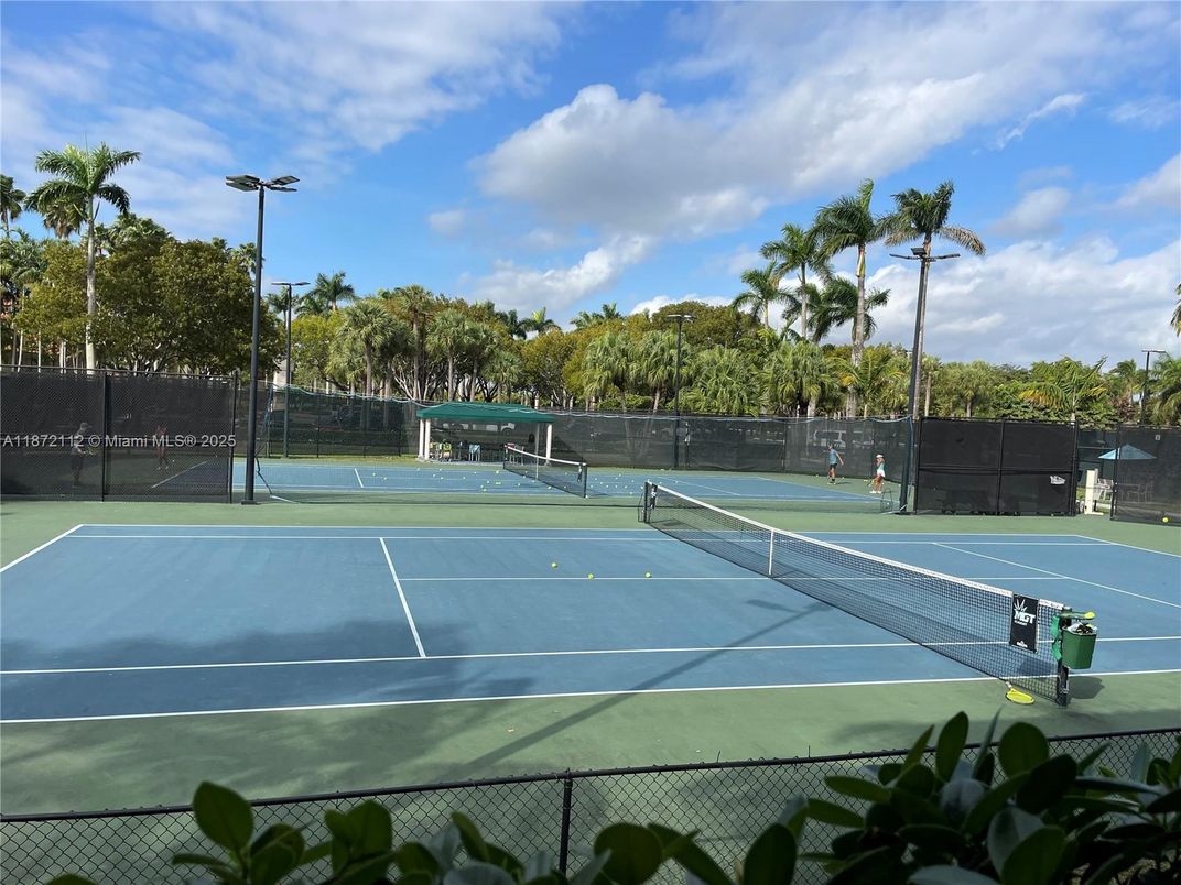 Exterior, Tennis Courts