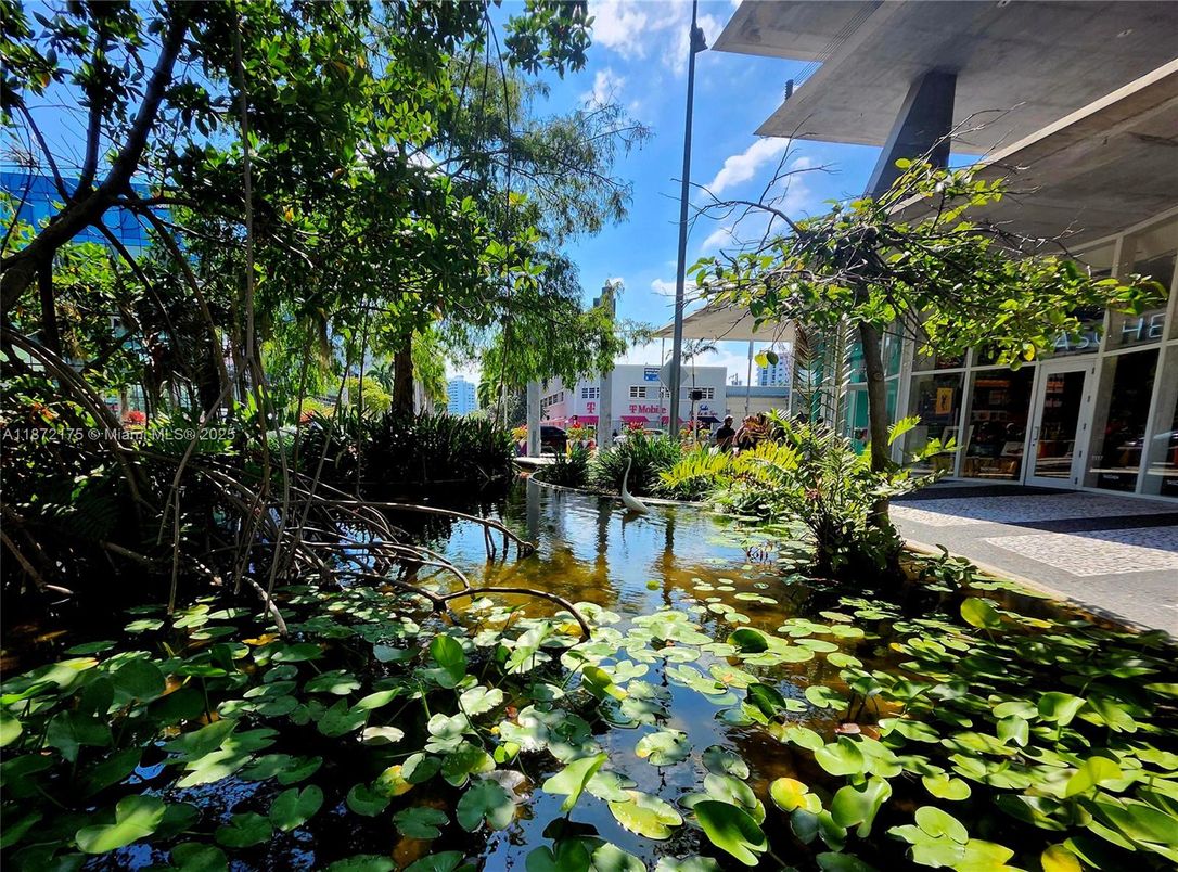 Exterior, Water