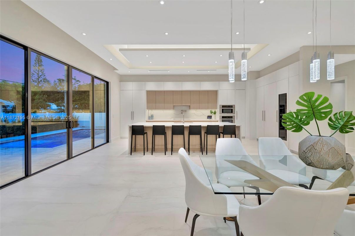 Dining room, Interior, Kitchen, Marble, Pendant Lights, Recessed Lighting, Stainless Steel Appliances, Water