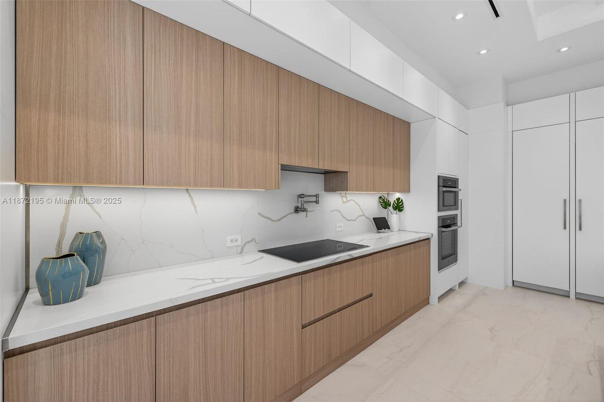 Interior, Kitchen, Marble, Marble Walls, Recessed Lighting