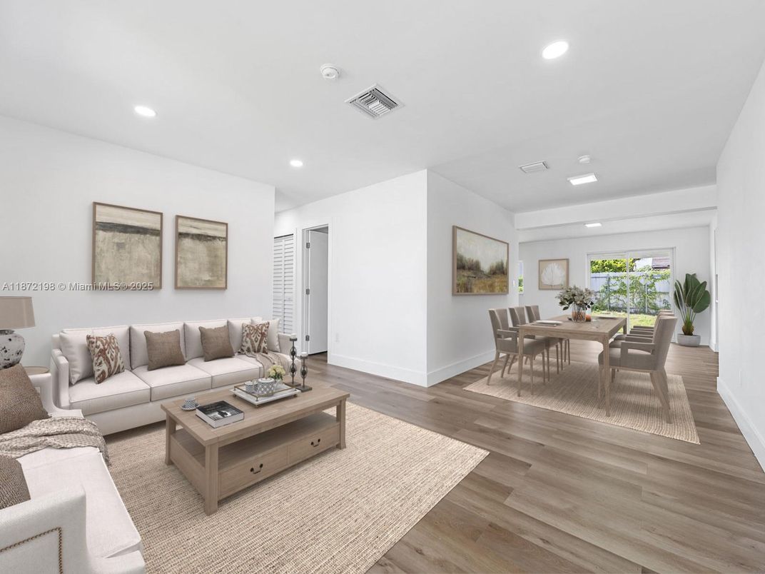 Dining room, Interior, Living room, Recessed Lighting, Wood Texture Flooring