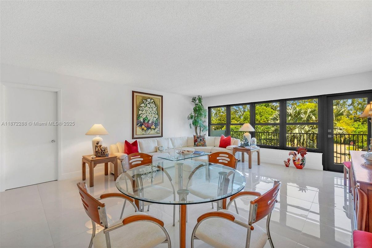 Dining room, Interior, Living room