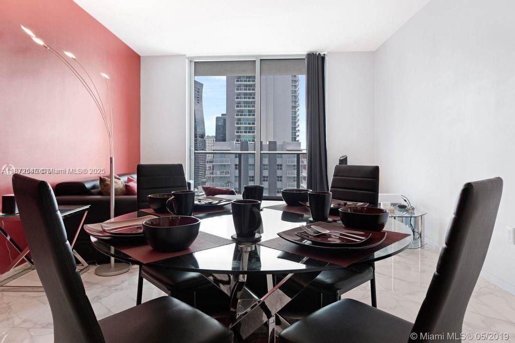 Dining room, Interior, Marble, Recessed Lighting