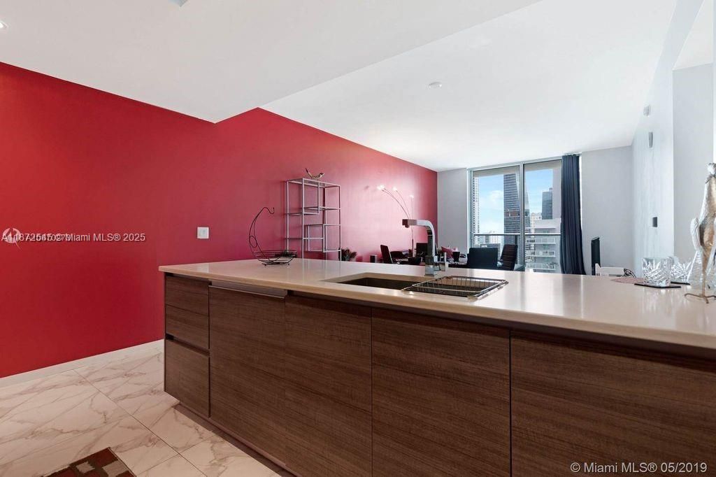 Interior, Kitchen, Marble, Recessed Lighting